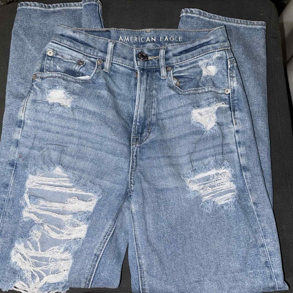 American Eagle Outfitters Light Blue Ripped Jeans